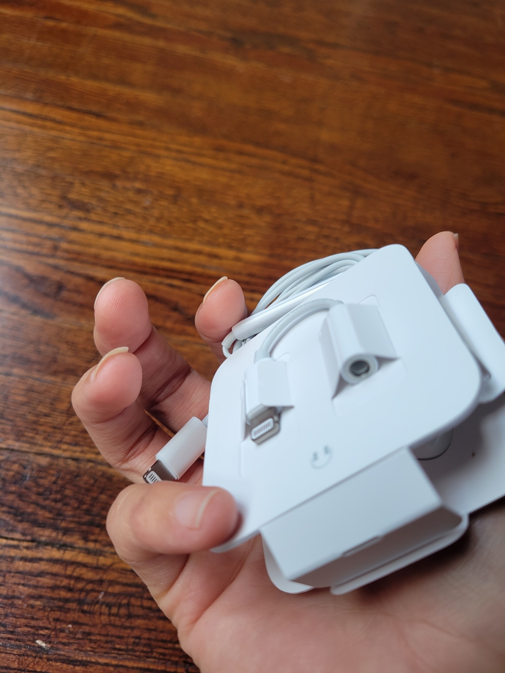 Apple Lightning Earpods + 3.5mm Adapter OEM Earbuds New - Picture 11 of 13